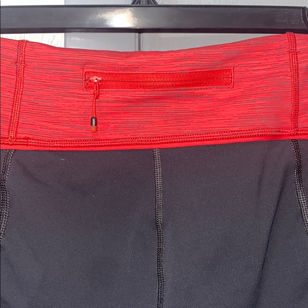 Lululemon Gray Crop Leggings Ruched Sides size 10 - Picture 4 of 7